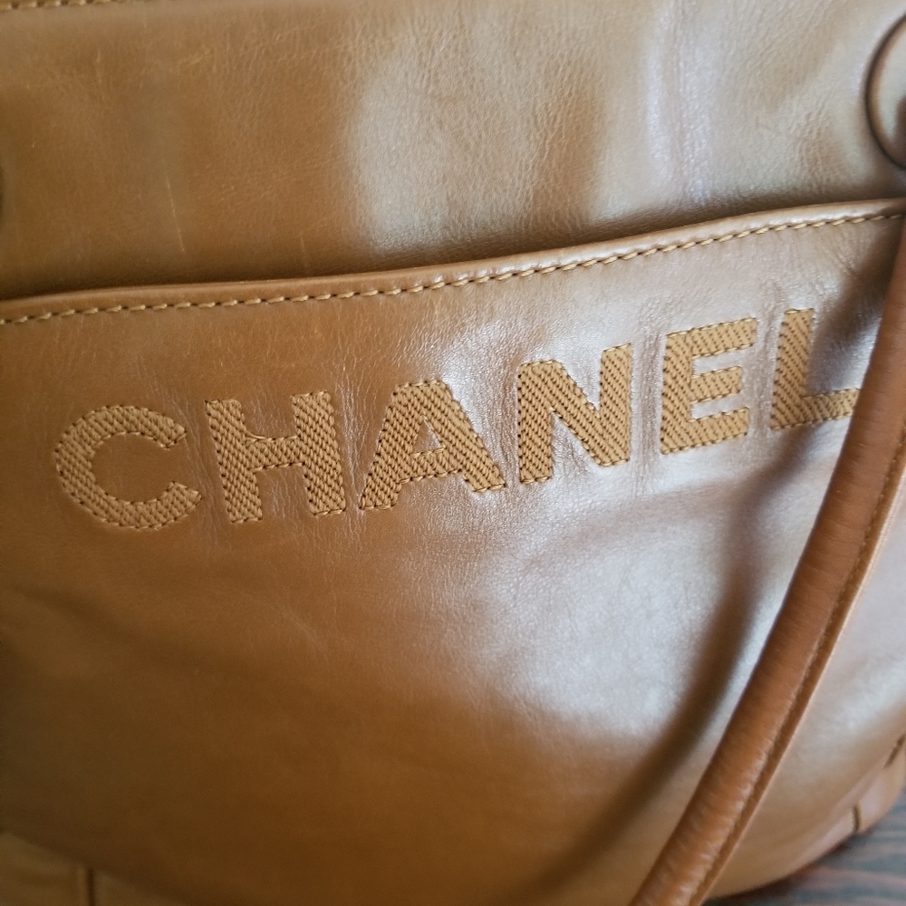 Sale! Vintage Chanel  tassel shoulder bag - Picture 6 of 16